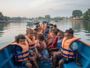 Voyager en toute sérénité avec des enfants : conseils pratiques